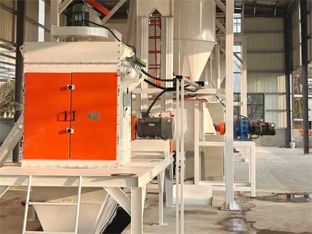 強福機械320型飼料生產線安裝湖北項目