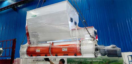 強(qiáng)福機(jī)械35型飼料顆粒生產(chǎn)設(shè)備發(fā)往廣東