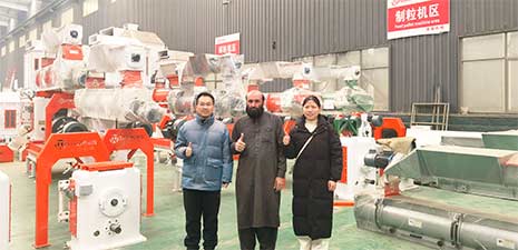 阿富汗客戶訪問強福機械購買飼料顆粒生產線