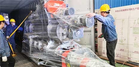 強(qiáng)福機(jī)械大型濕法水產(chǎn)膨化飼料生產(chǎn)線發(fā)往伊拉克