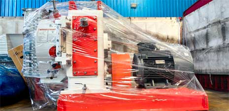 強(qiáng)福機(jī)械32型環(huán)模動(dòng)物飼料顆粒機(jī)發(fā)往新疆